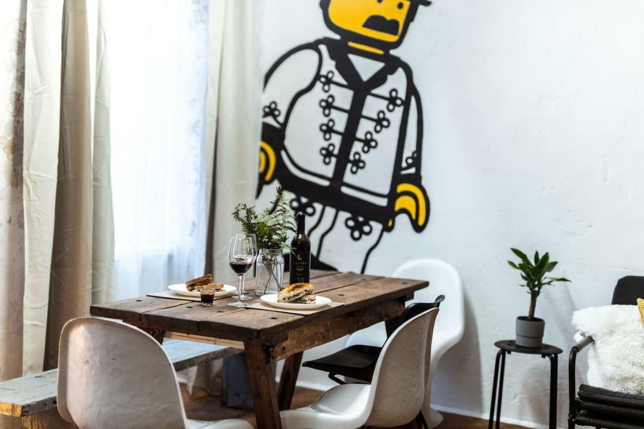 A Szoba Apartman Pécs Extérieur photo