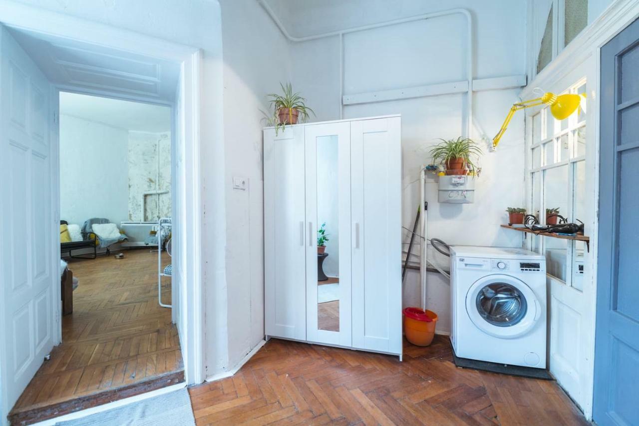 A Szoba Apartman Pécs Extérieur photo