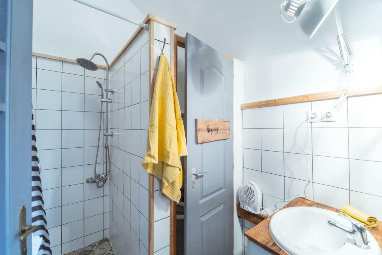 A Szoba Apartman Pécs Extérieur photo